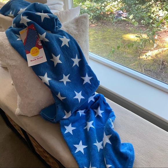 Beach Towel “Stars” NWT - Picture 4 of 4